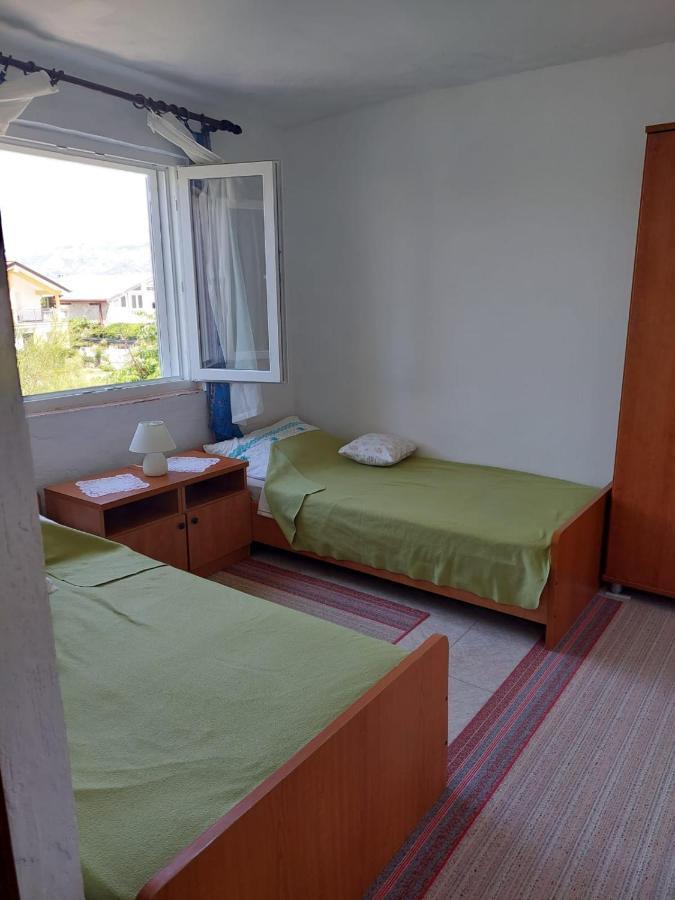 Apartman Martina Ražanac Eksteriør bilde